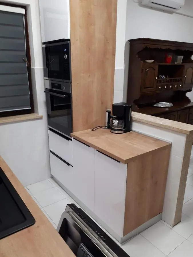 Apartman Sanda Pula 0*,  Croatia