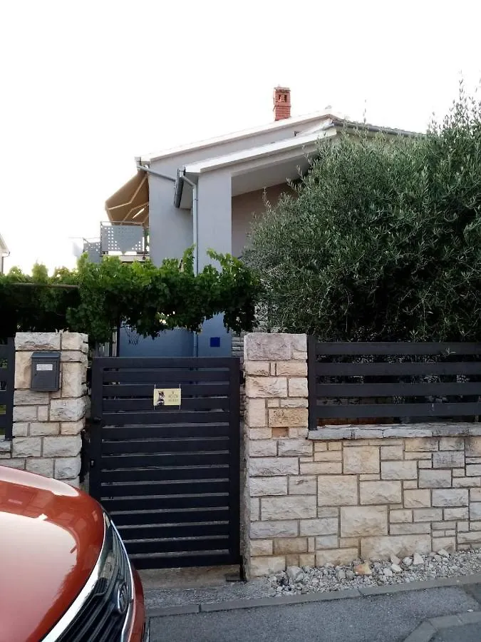Apartman Sanda Pula Apartment