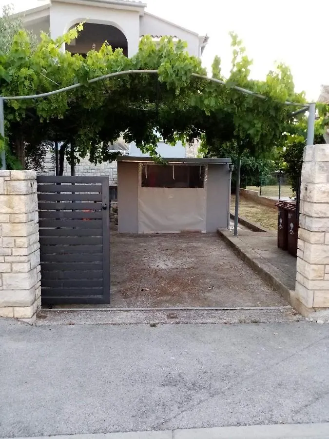 Apartman Sanda Pula