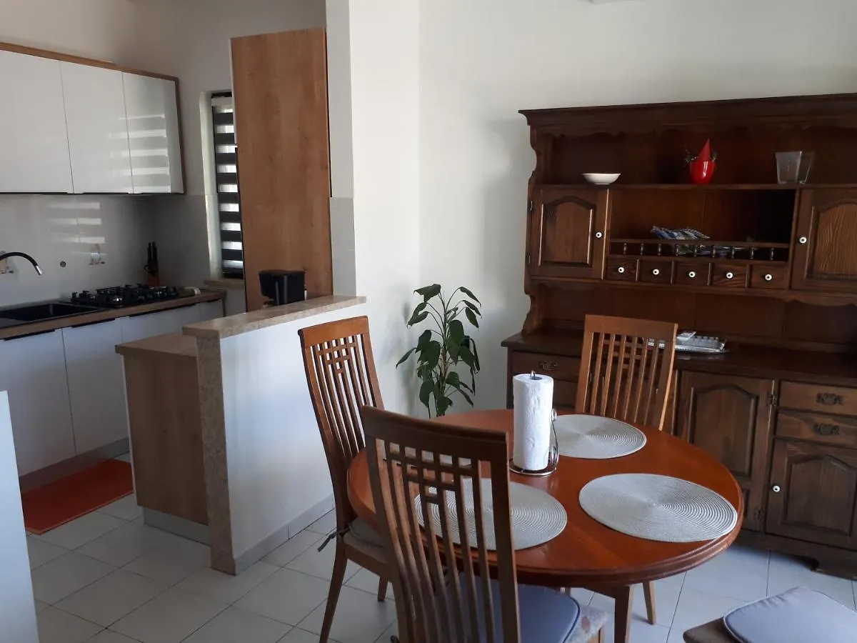 Apartman Sanda Pula 0*,