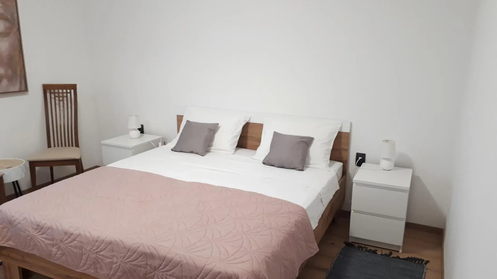 Apartment Apartman Sanda Pula